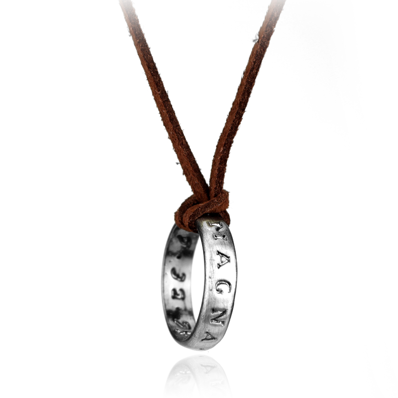 Vintage Necklace - قلادة جلدية بسلسلة مستوحاة من شخصية