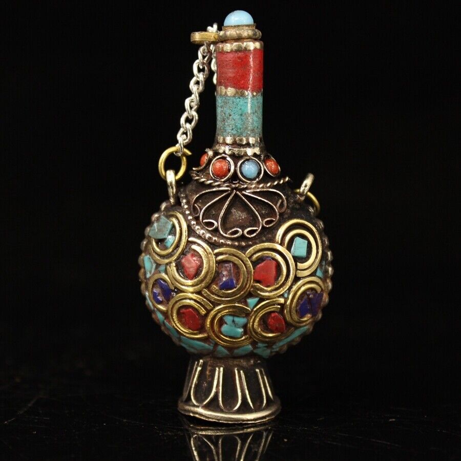 Vintage Collectible Bottles - مجموعة من الأحجار الكريمة المصنوعة من