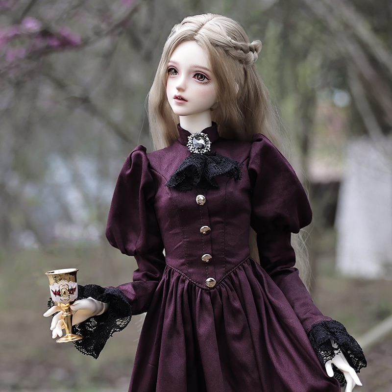 Vintage Collectible Dolls - دمية إلينا BJD 1/3 جميلة أنيقة