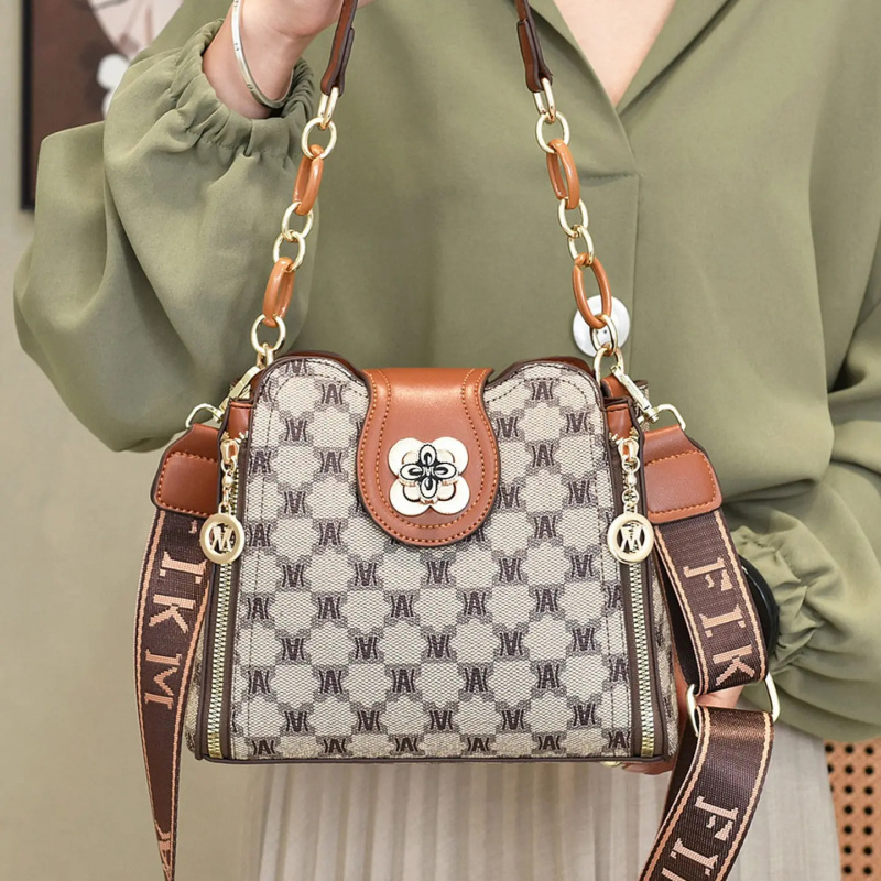 حقيبة كتف مطبوعة بتصميم عتيق،  - مراجعة Vintage Zipper وسعره