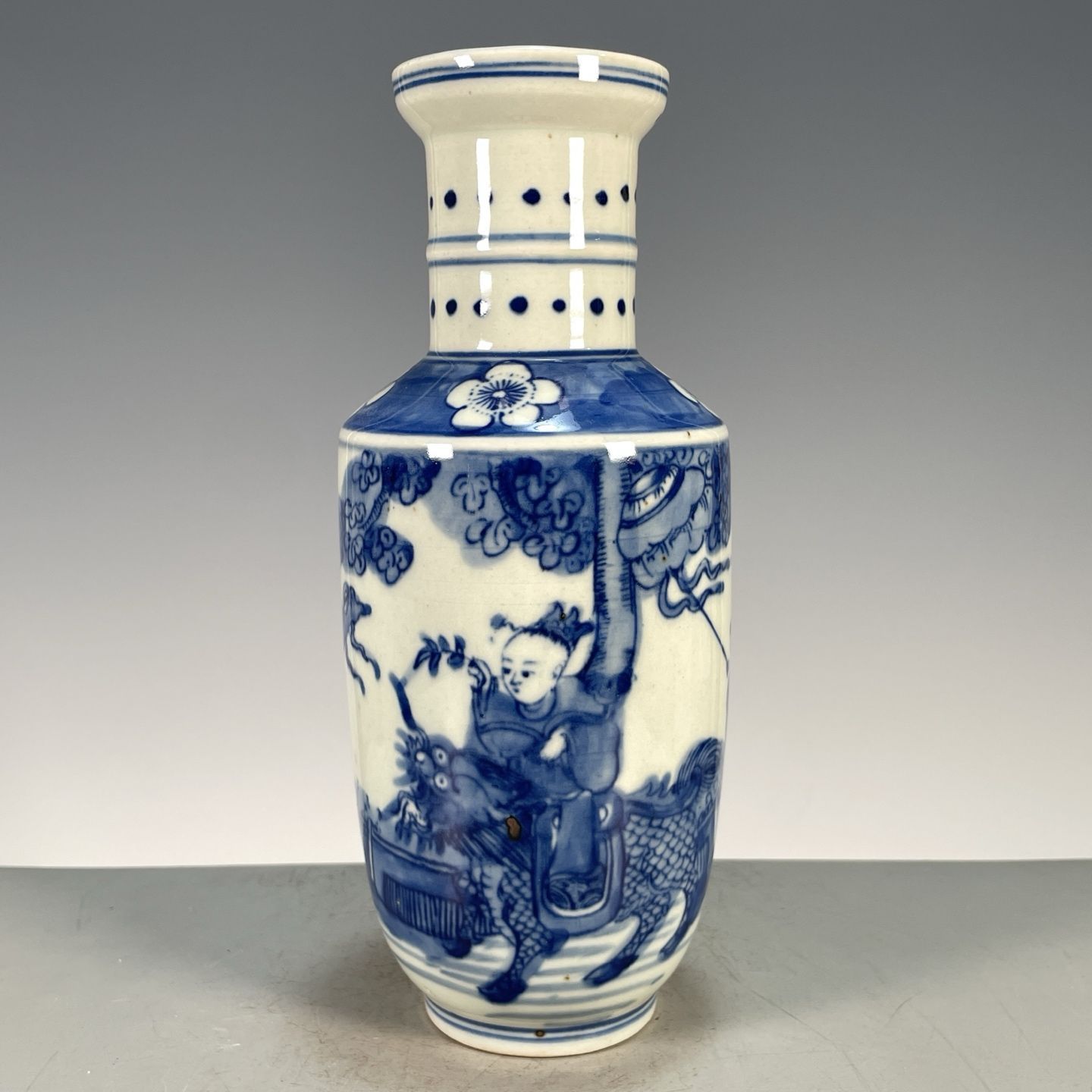 مزهرية روليو من الخزف الأزرق و - مراجعة Vintage Collectible Pottery وسعره
